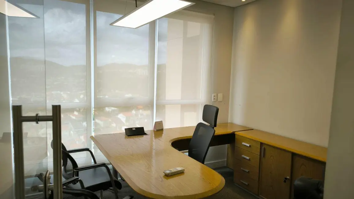 Foto 4 de Sala Comercial com 2 quartos para alugar, 81m2 em Sítio Tamboré Alphaville, Barueri - SP