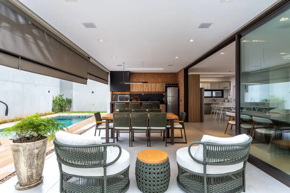 Foto 1 de Sobrado com 4 quartos à venda, 349m2 em Alphaville, Santana De Parnaiba - SP