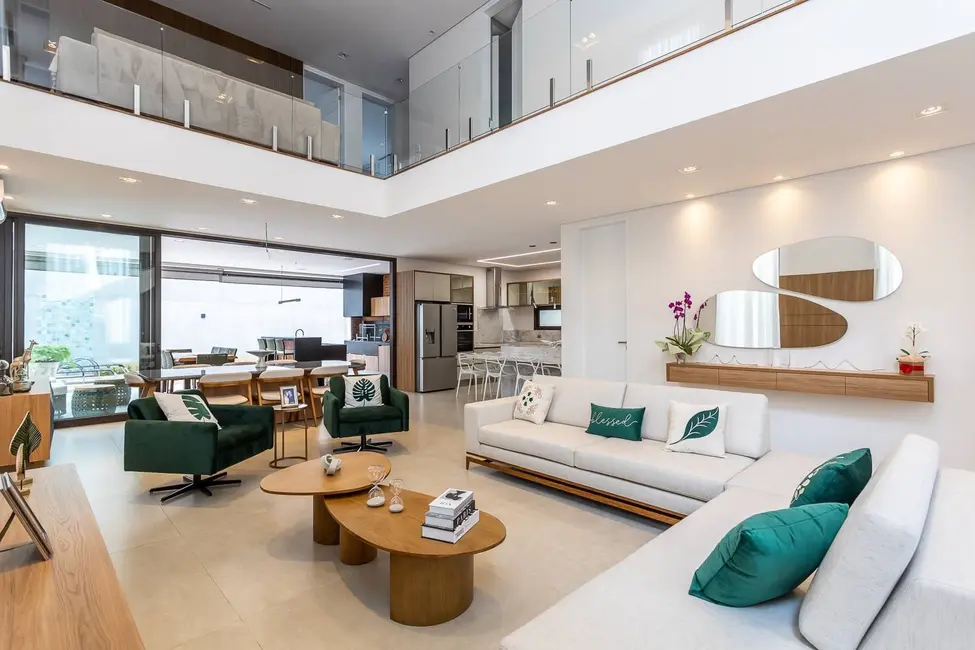 Foto 3 de Sobrado com 4 quartos à venda, 349m2 em Alphaville, Santana De Parnaiba - SP