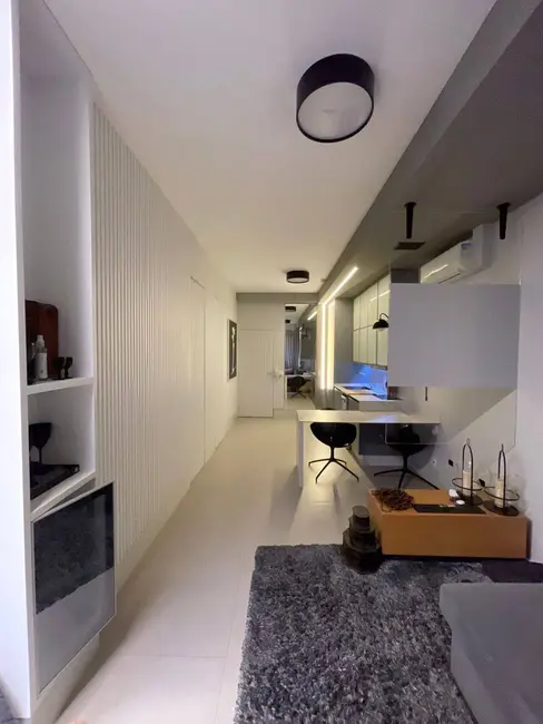 Foto 2 de Apartamento com 1 quarto à venda, 50m2 em Santana De Parnaiba - SP