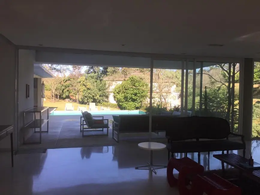 Sobrado com 4 quartos para alugar, 900m2 em Tamboré, Barueri - SP - imagem 4 Foto 4 de Sobrado com 4 quartos para alugar, 900m2 em Tamboré, Barueri - SP