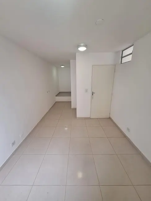 Prédio Inteiro com 4 quartos para alugar, 227m2 em Barueri - SP - imagem 1 Foto 1 de Prédio Inteiro com 4 quartos para alugar, 227m2 em Barueri - SP