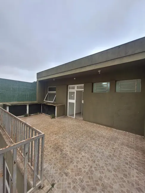 Prédio Inteiro com 4 quartos para alugar, 227m2 em Barueri - SP - imagem 5 Foto 5 de Prédio Inteiro com 4 quartos para alugar, 227m2 em Barueri - SP