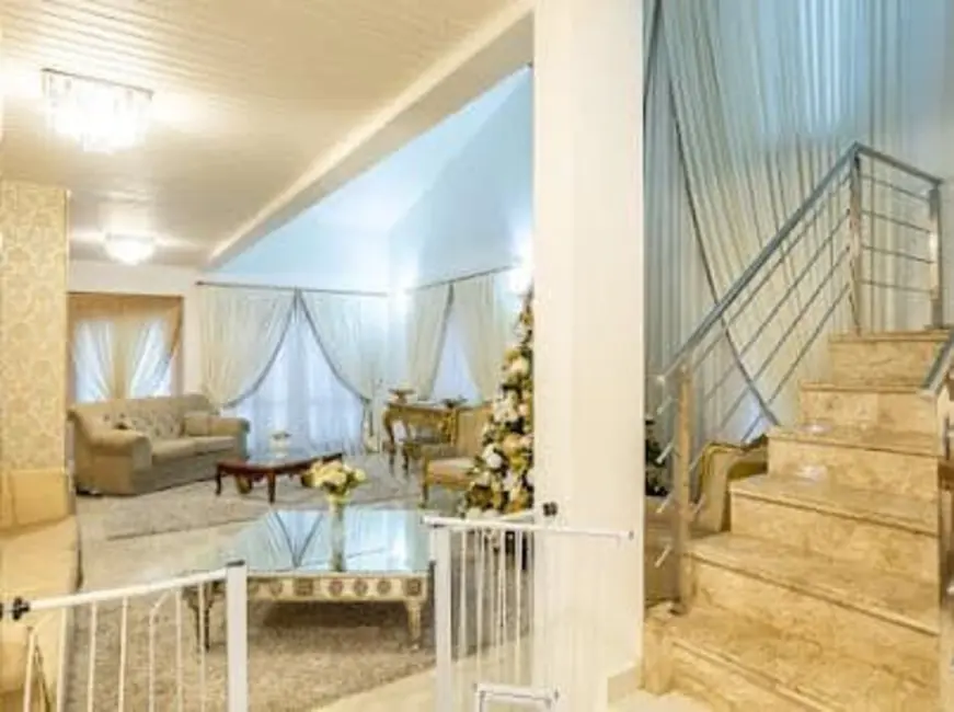 Foto 5 de Sobrado com 4 quartos à venda, 280m2 em Alphaville, Santana De Parnaiba - SP