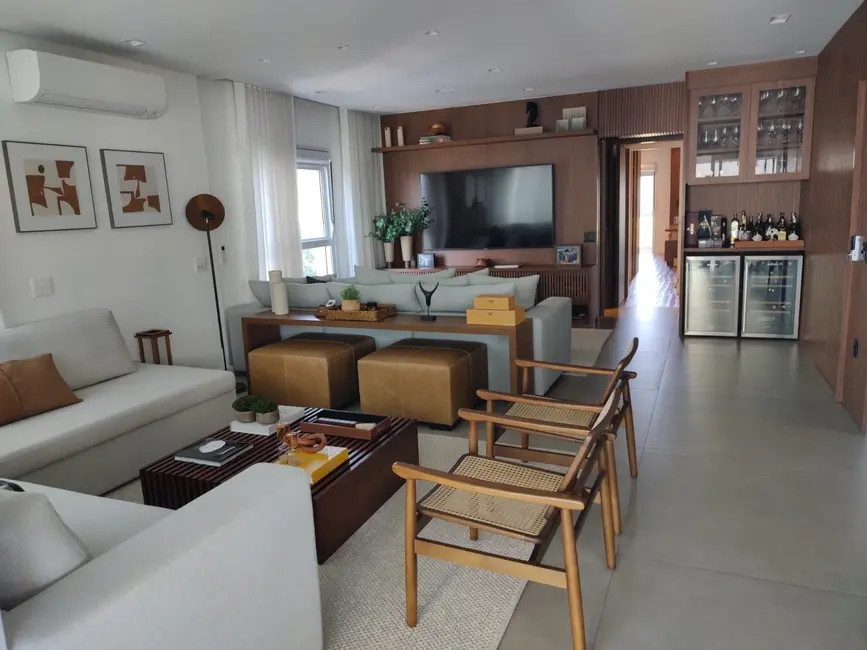 Foto 8 de Apartamento com 3 quartos à venda, 200m2 em Alphaville Empresarial, Barueri - SP