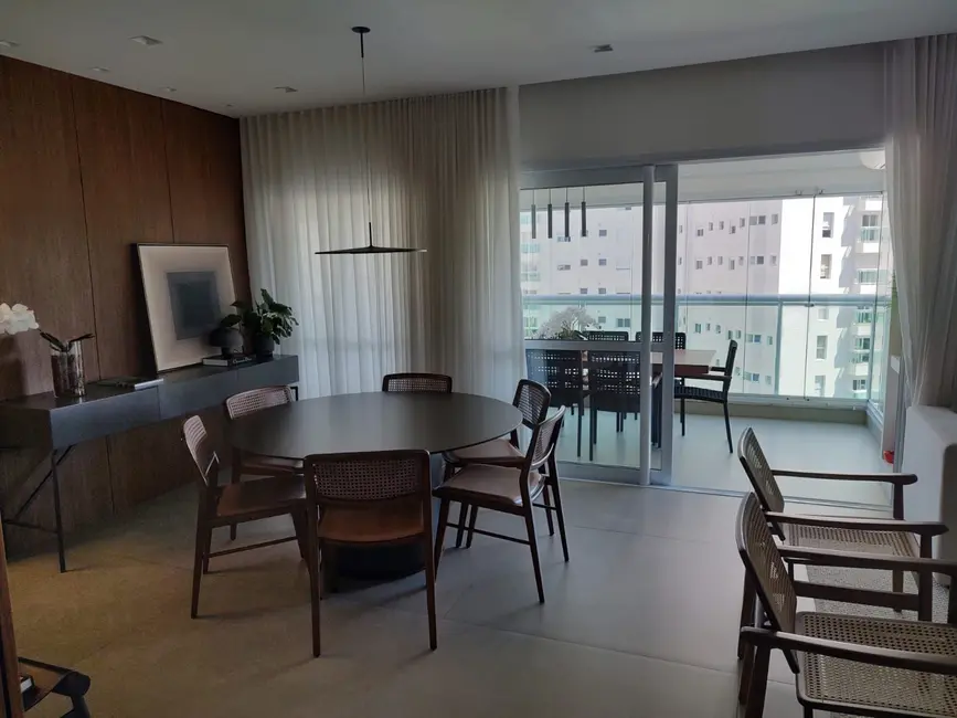 Apartamento com 3 quartos à venda, 200m2 em Alphaville Empresarial, Barueri - SP - imagem 7 Foto 7 de Apartamento com 3 quartos à venda, 200m2 em Alphaville Empresarial, Barueri - SP