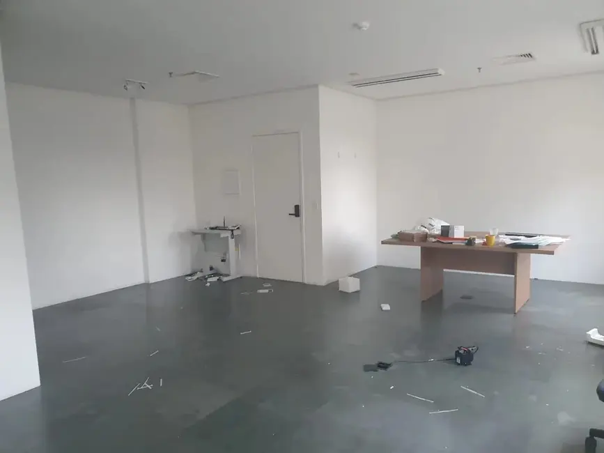 Foto 4 de Sala Comercial com 1 quarto à venda, 57m2 em Alphaville Industrial, Barueri - SP