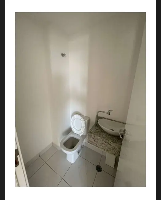 Apartamento com 2 quartos para alugar, 84m2 em Centro Comercial Jubran, Barueri - SP - imagem 6 Foto 6 de Apartamento com 2 quartos para alugar, 84m2 em Centro Comercial Jubran, Barueri - SP