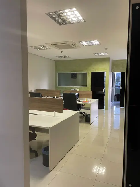 Foto 2 de Sala Comercial com 1 quarto para alugar, 85m2 em Sítio Tamboré Alphaville, Barueri - SP