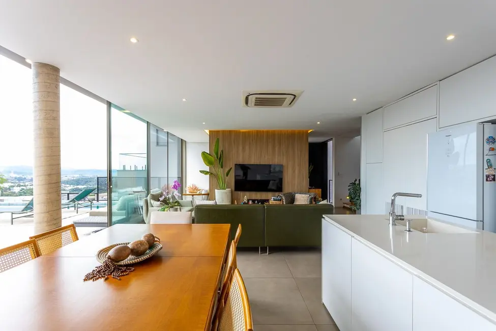 Foto 5 de Sobrado com 4 quartos à venda, 303m2 em Alphaville, Santana De Parnaiba - SP