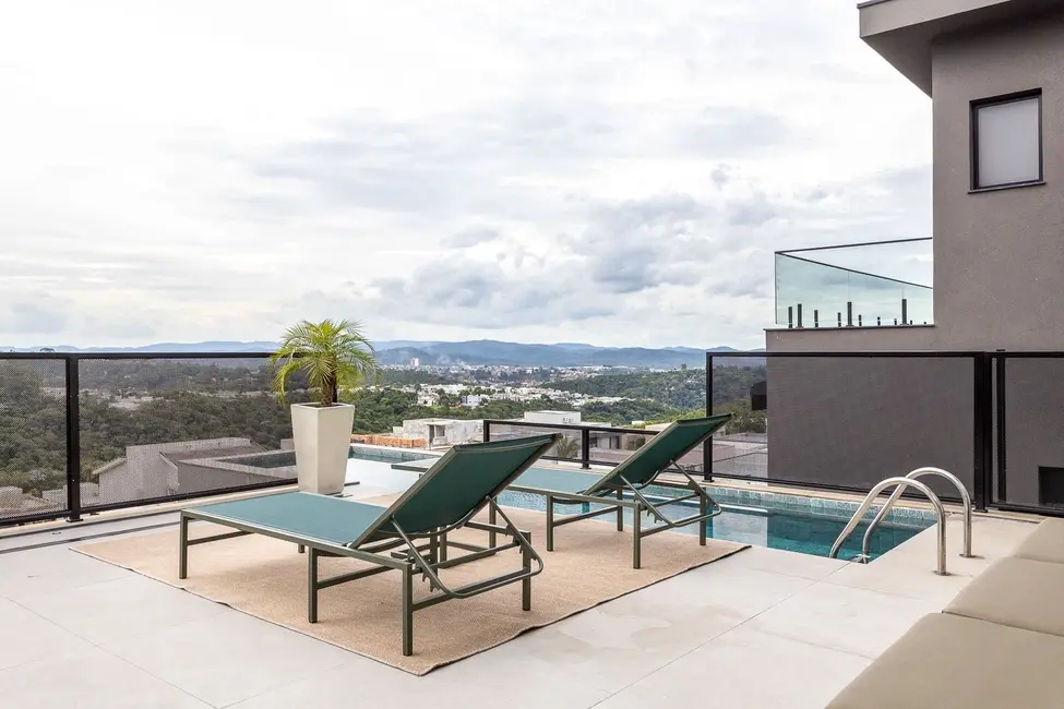 Foto 2 de Sobrado com 4 quartos à venda, 303m2 em Alphaville, Santana De Parnaiba - SP