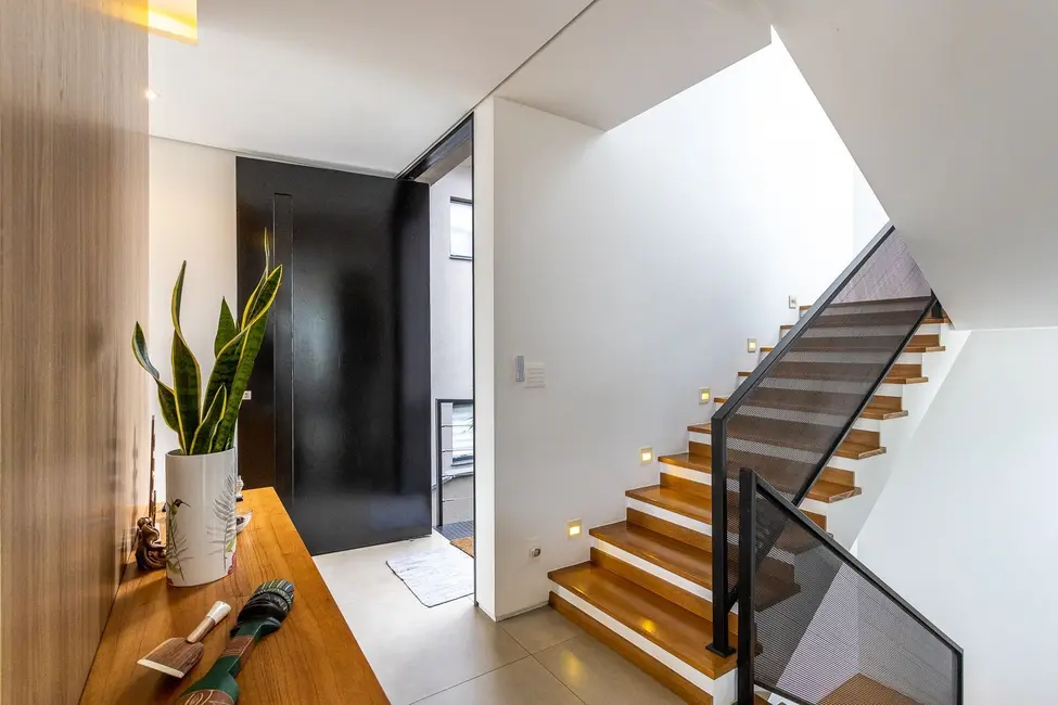 Foto 8 de Sobrado com 4 quartos à venda, 303m2 em Alphaville, Santana De Parnaiba - SP