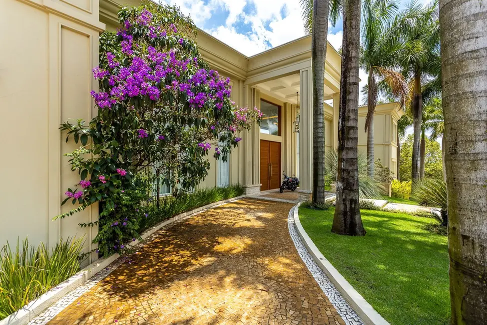 Foto 1 de Sobrado com 5 quartos à venda, 1587m2 em Centro Comercial Jubran, Barueri - SP