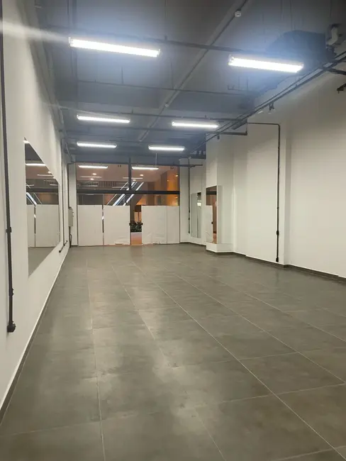 Foto 2 de Loja para alugar, 125m2 em Sítio Tamboré Alphaville, Barueri - SP