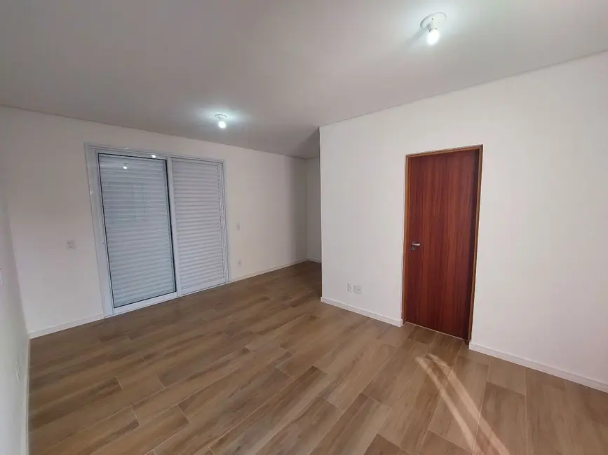 Sobrado com 3 quartos à venda, 286m2 em Tarumã, Santana De Parnaiba - SP - imagem 8 Foto 8 de Sobrado com 3 quartos à venda, 286m2 em Tarumã, Santana De Parnaiba - SP