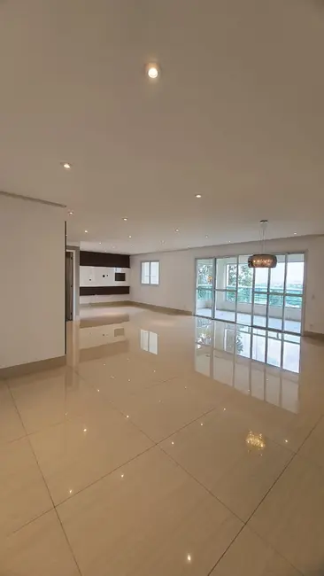 Foto 4 de Apartamento com 3 quartos para alugar, 224m2 em Tamboré, Santana De Parnaiba - SP