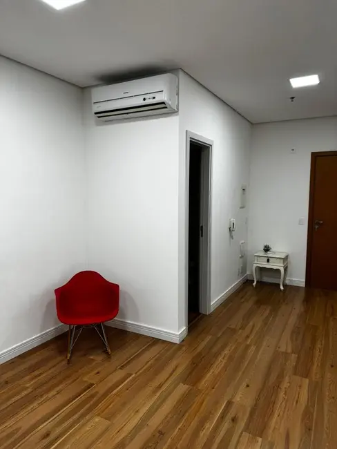 Foto 2 de Sala Comercial com 1 quarto para alugar, 33m2 em Santana De Parnaiba - SP