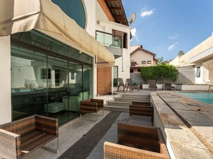 Foto 1 de Sobrado com 4 quartos para alugar, 305m2 em Alphaville, Santana De Parnaiba - SP