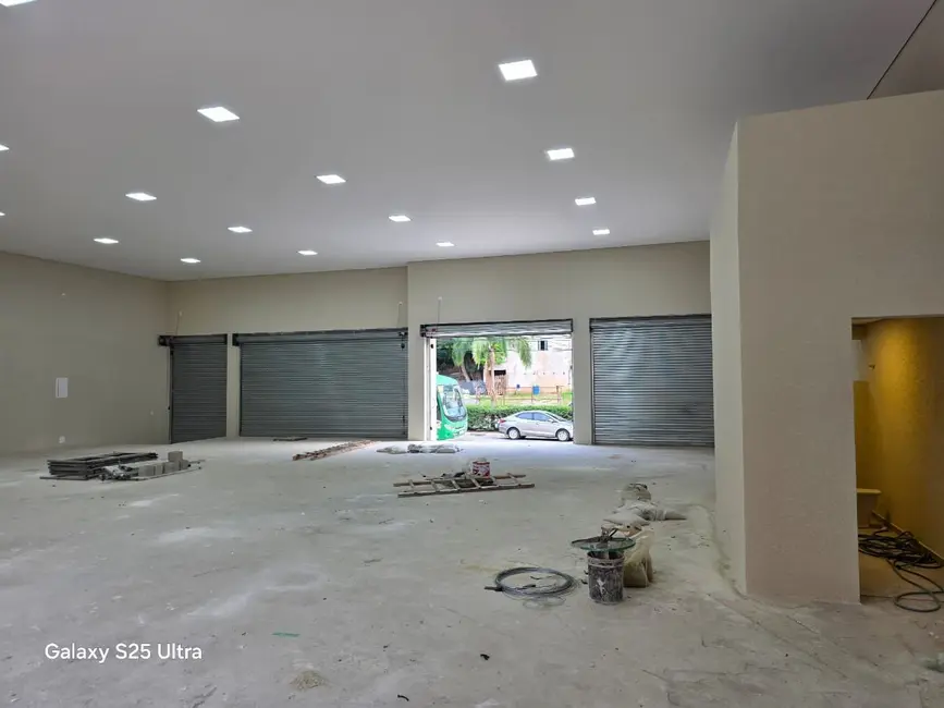 Armazém / Galpão com 1 quarto para alugar, 380m2 em Centro, Santana De Parnaiba - SP - imagem 1 Foto 1 de Armazém / Galpão com 1 quarto para alugar, 380m2 em Centro, Santana De Parnaiba - SP