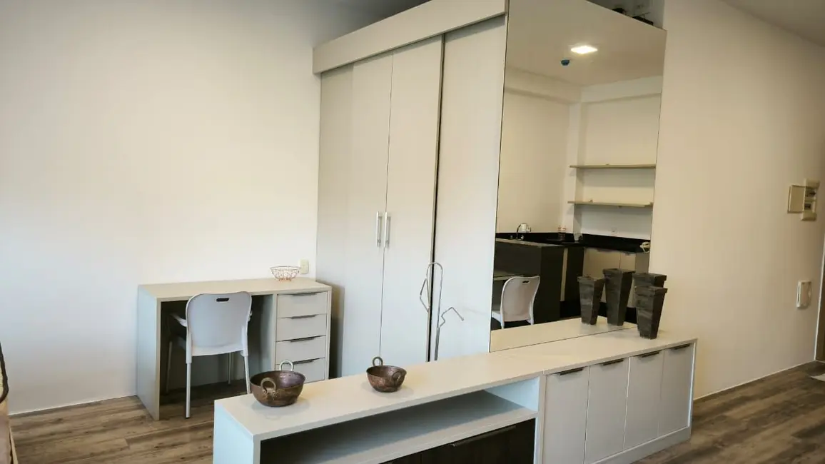 Foto 6 de Apartamento com 1 quarto para alugar, 38m2 em Santana De Parnaiba - SP