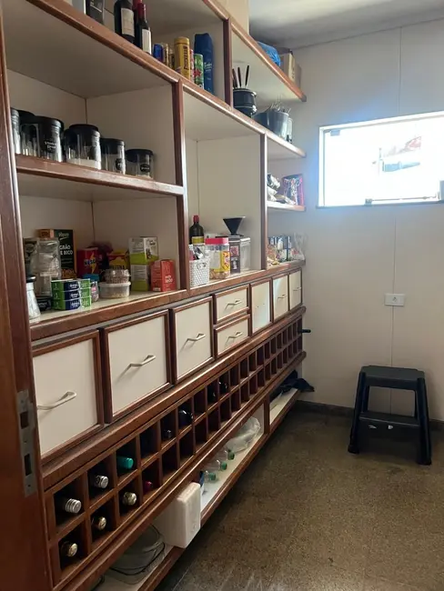 Casa com 5 quartos para alugar, 481m2 em Alphaville, Santana De Parnaiba - SP - imagem 6 Foto 6 de Casa com 5 quartos para alugar, 481m2 em Alphaville, Santana De Parnaiba - SP