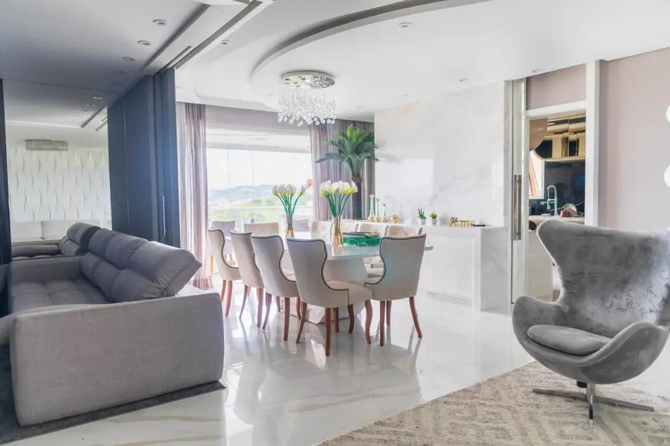 Foto 2 de Casa de Condomínio com 3 quartos à venda, 360m2 em Alphaville, Santana De Parnaiba - SP