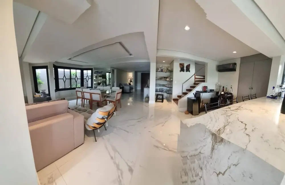 Foto 5 de Casa de Condomínio com 3 quartos à venda, 360m2 em Alphaville, Santana De Parnaiba - SP