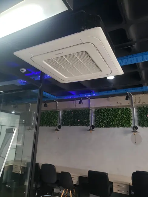 Sala Comercial com 1 quarto para alugar, 70m2 em Barueri - SP - imagem 5 Foto 5 de Sala Comercial com 1 quarto para alugar, 70m2 em Barueri - SP