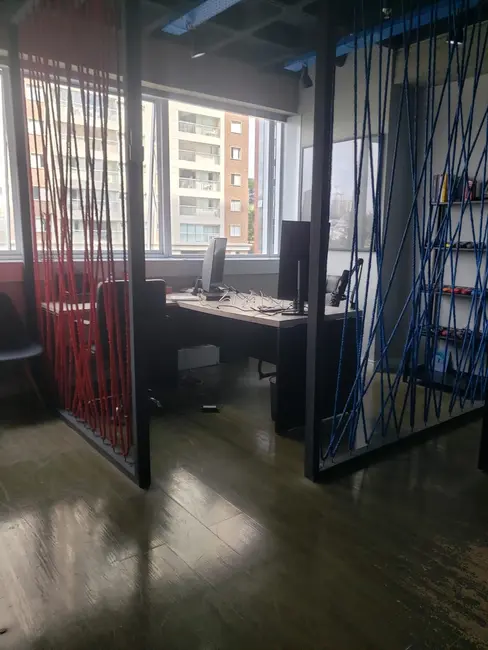 Sala Comercial com 1 quarto para alugar, 70m2 em Barueri - SP - imagem 6 Foto 6 de Sala Comercial com 1 quarto para alugar, 70m2 em Barueri - SP