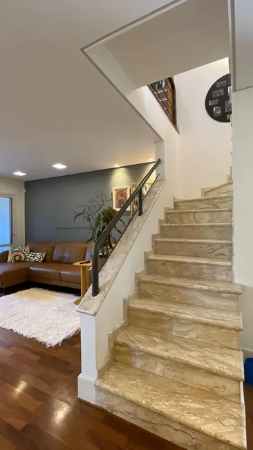 Foto 8 de Sobrado com 3 quartos à venda, 224m2 em Alphaville, Santana De Parnaiba - SP