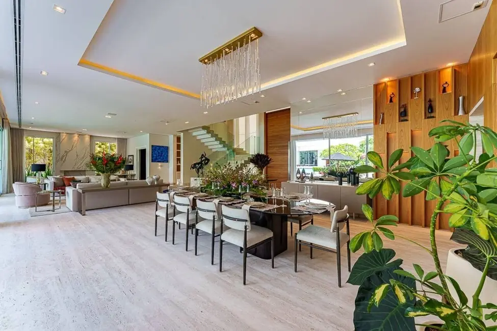 Foto 2 de Sobrado com 5 quartos à venda, 1280m2 em Barueri - SP