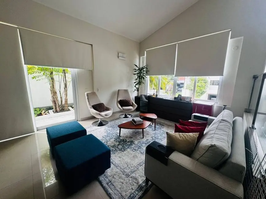 Foto 7 de Sobrado com 4 quartos à venda, 330m2 em Barueri - SP