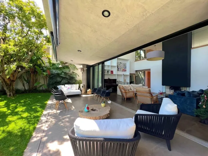 Foto 5 de Sobrado com 3 quartos à venda, 380m2 em Alphaville Residencial Dois, Barueri - SP