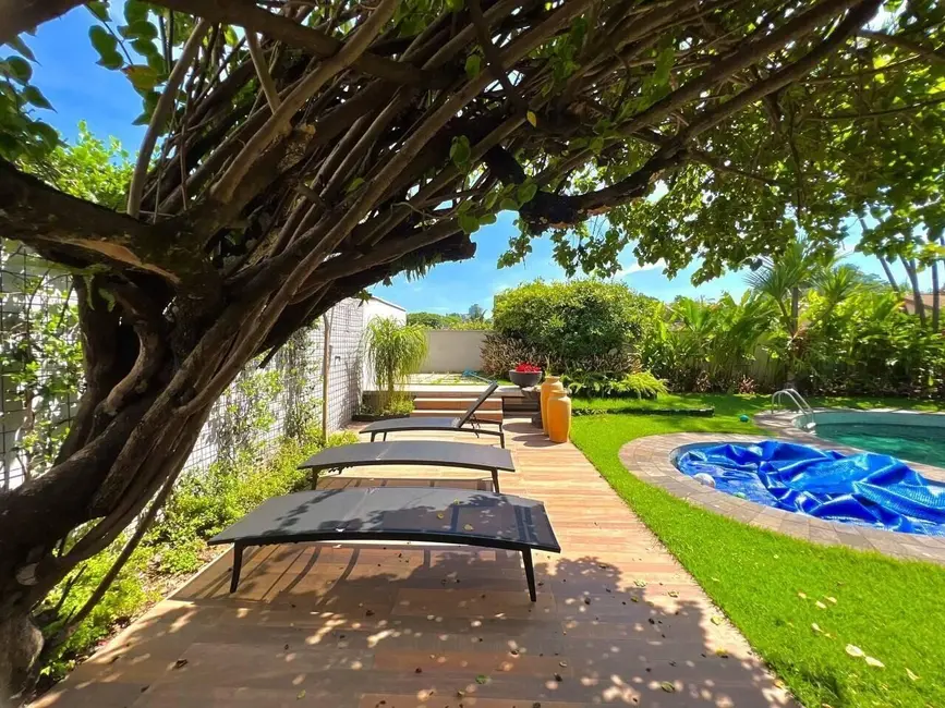 Foto 2 de Sobrado com 3 quartos à venda, 380m2 em Alphaville Residencial Dois, Barueri - SP