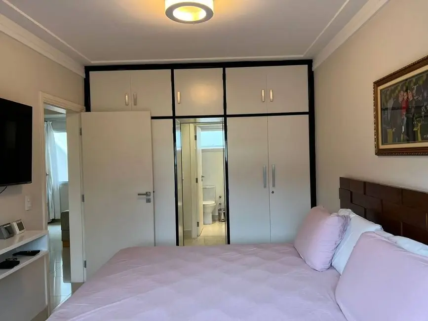 Foto 8 de Sobrado com 4 quartos à venda, 400m2 em Alphaville, Santana De Parnaiba - SP