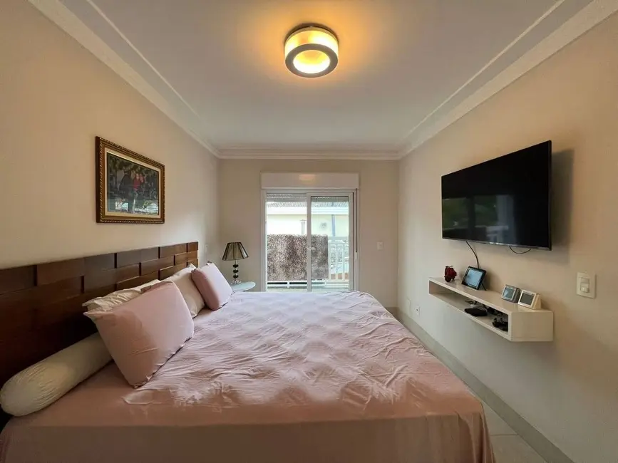 Foto 9 de Sobrado com 4 quartos à venda, 400m2 em Alphaville, Santana De Parnaiba - SP