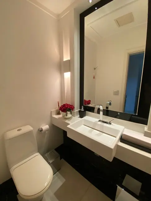 Foto 5 de Sobrado com 4 quartos à venda, 371m2 em Alphaville, Santana De Parnaiba - SP