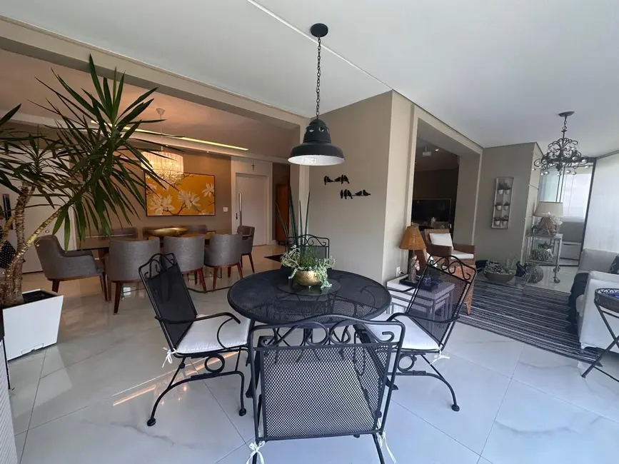 Apartamento com 3 quartos à venda, 201m2 em Tamboré, Santana De Parnaiba - SP - imagem 1 Foto 1 de Apartamento com 3 quartos à venda, 201m2 em Tamboré, Santana De Parnaiba - SP