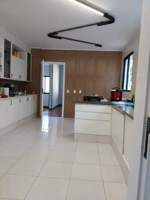 Foto 3 de Sobrado com 5 quartos à venda, 300m2 em Alphaville, Santana De Parnaiba - SP