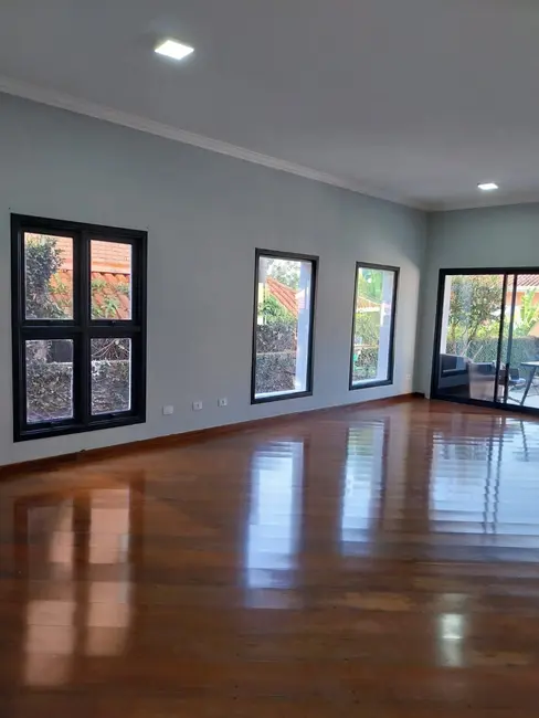 Foto 5 de Sobrado com 5 quartos à venda, 300m2 em Alphaville, Santana De Parnaiba - SP