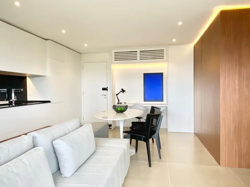 Foto 2 de Apartamento com 1 quarto à venda, 50m2 em Barueri - SP