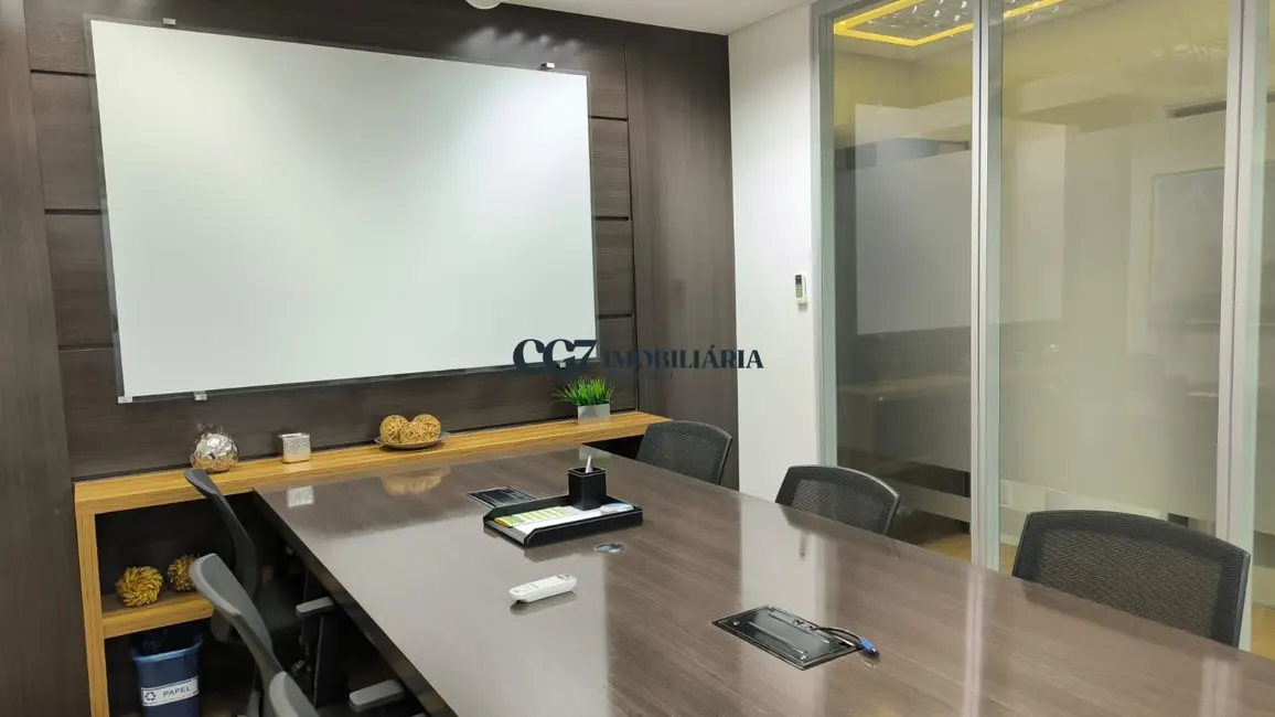 Foto 1 de Sala Comercial com 1 quarto para alugar, 128m2 em Sítio Tamboré Alphaville, Barueri - SP