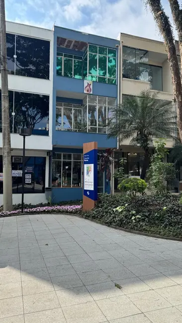 Foto 2 de Prédio Inteiro com 3 quartos à venda, 100m2 em Barueri - SP