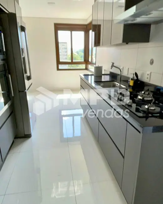Foto 8 de Apartamento com 3 quartos à venda, 228m2 em Alphaville Conde II, Barueri - SP