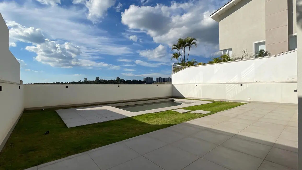 Foto 6 de Sobrado com 4 quartos para alugar, 350m2 em Alphaville, Santana De Parnaiba - SP