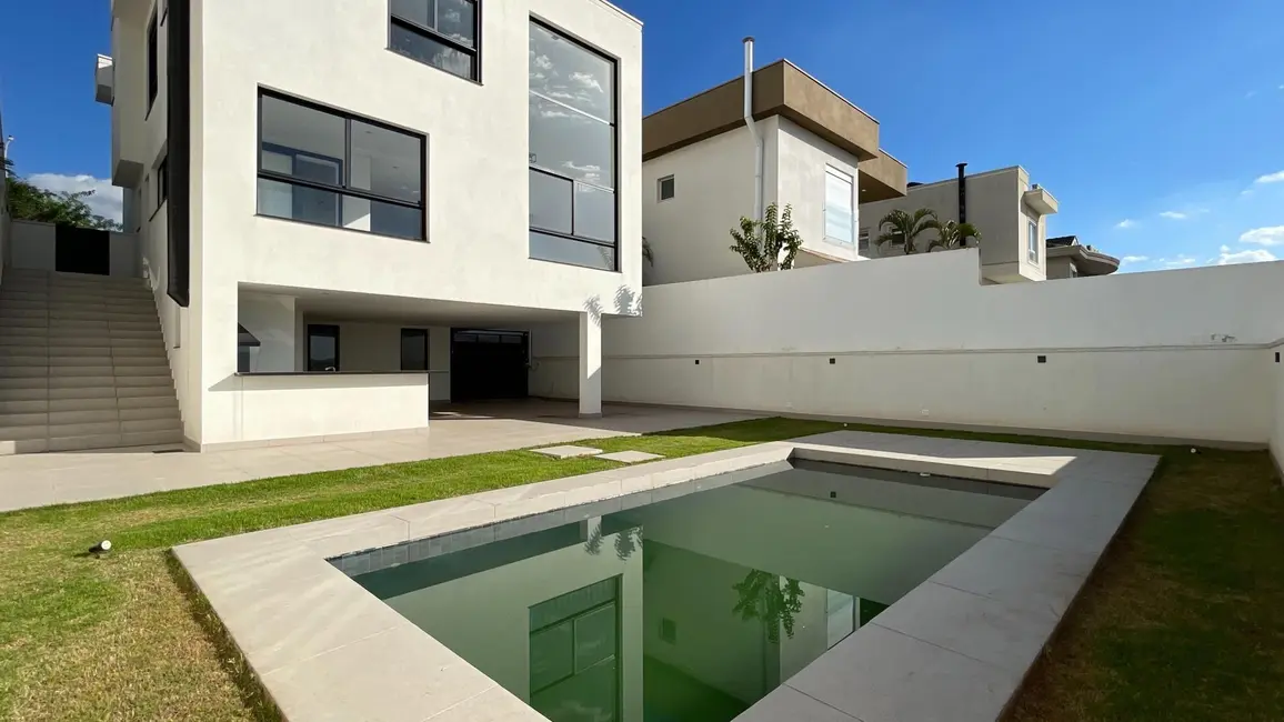 Foto 1 de Sobrado com 4 quartos para alugar, 350m2 em Alphaville, Santana De Parnaiba - SP