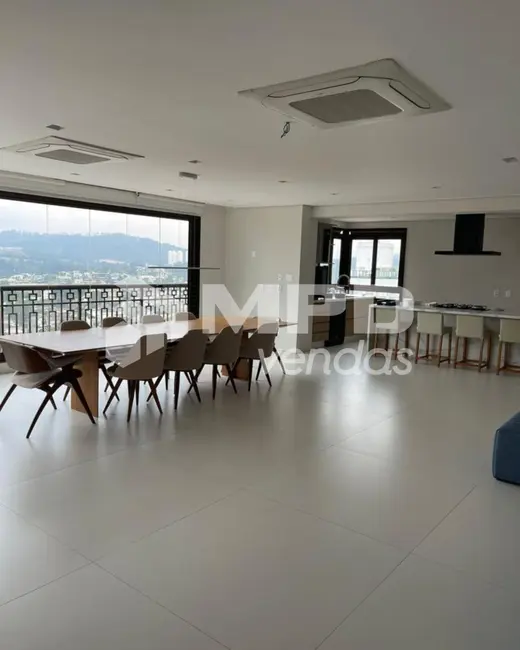 Foto 1 de Apartamento com 3 quartos à venda, 228m2 em Alphaville Conde II, Barueri - SP