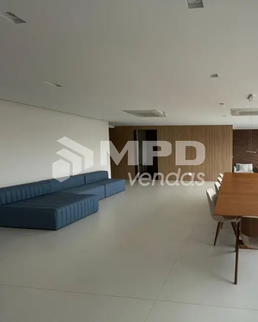 Foto 2 de Apartamento com 3 quartos à venda, 228m2 em Alphaville Conde II, Barueri - SP