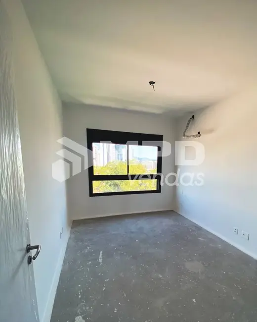 Foto 9 de Apartamento com 3 quartos à venda, 410m2 em Green Valley Alphaville, Barueri - SP