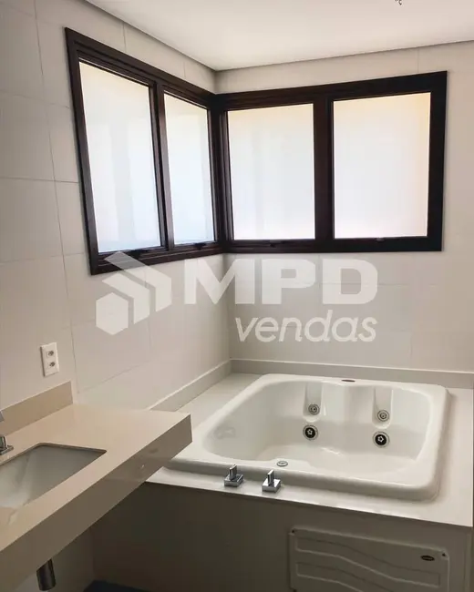 Foto 8 de Apartamento com 3 quartos à venda, 410m2 em Green Valley Alphaville, Barueri - SP
